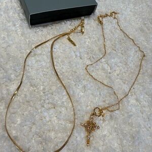 Chic Gold Necklace Set with Cross Pendant